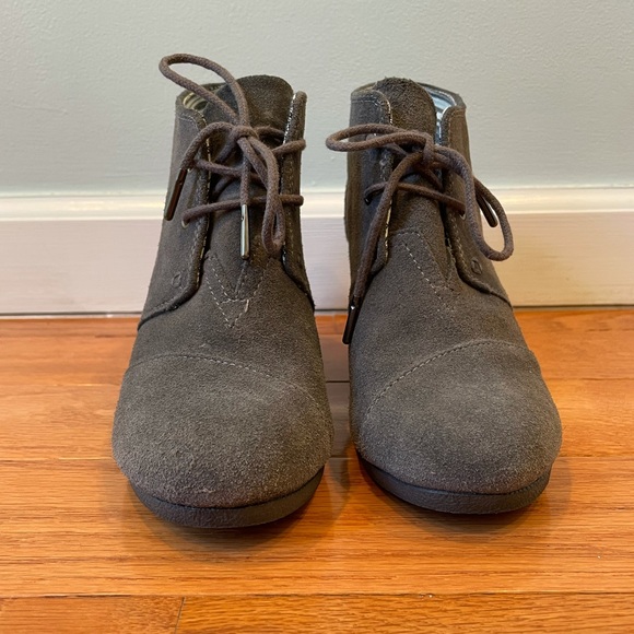 TOMS Suede Wedge Booties - Picture 3 of 8